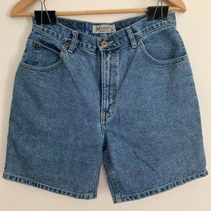 Vintage 90’s High Rise Shorts | St John's Bay Relaxed Fit | size 10
